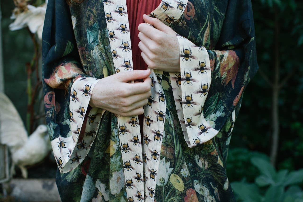 I Dream In Flowers Bamboo Duster Kimono Robe with Bees